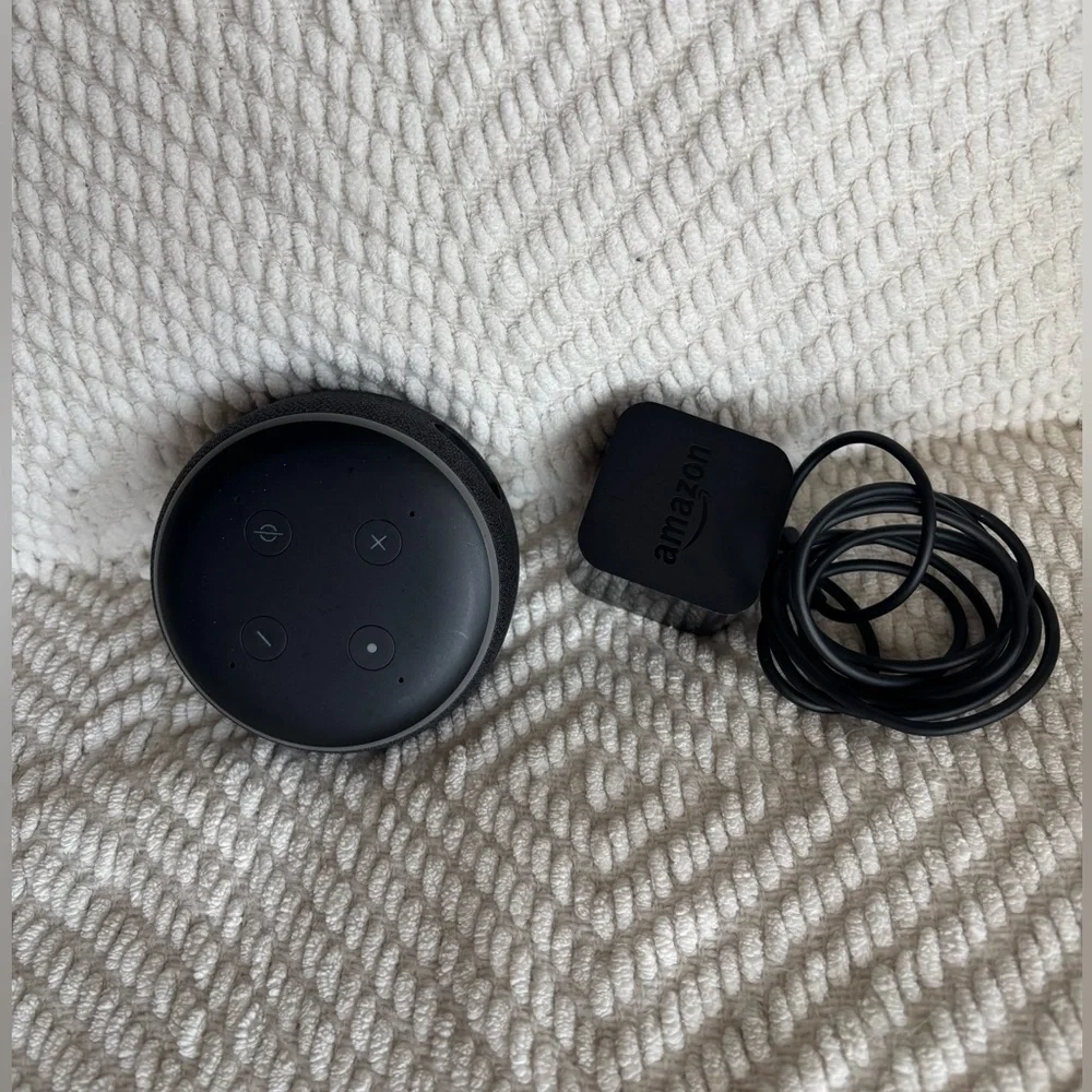 Amazon Alexa 3rd Gen - Picture 6 of 6